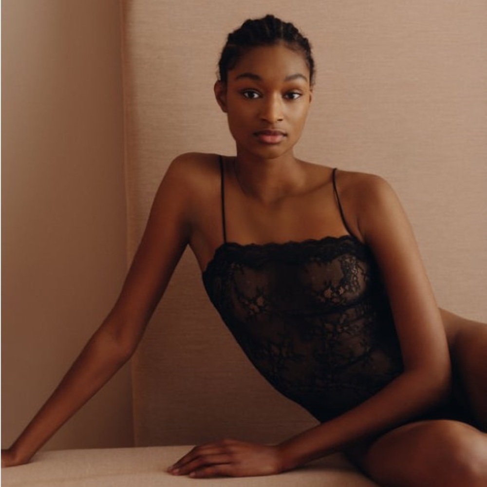 Zara LACE BODYSUIT small XS